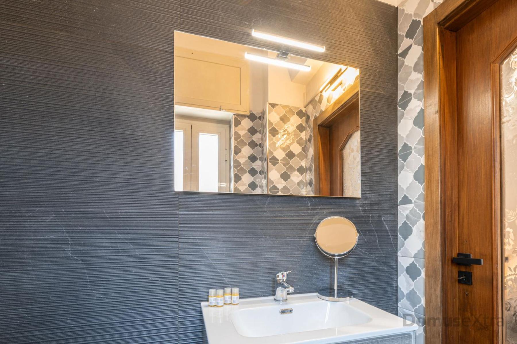 Clara Domus By Domusextra Apartment Napoli Ngoại thất bức ảnh