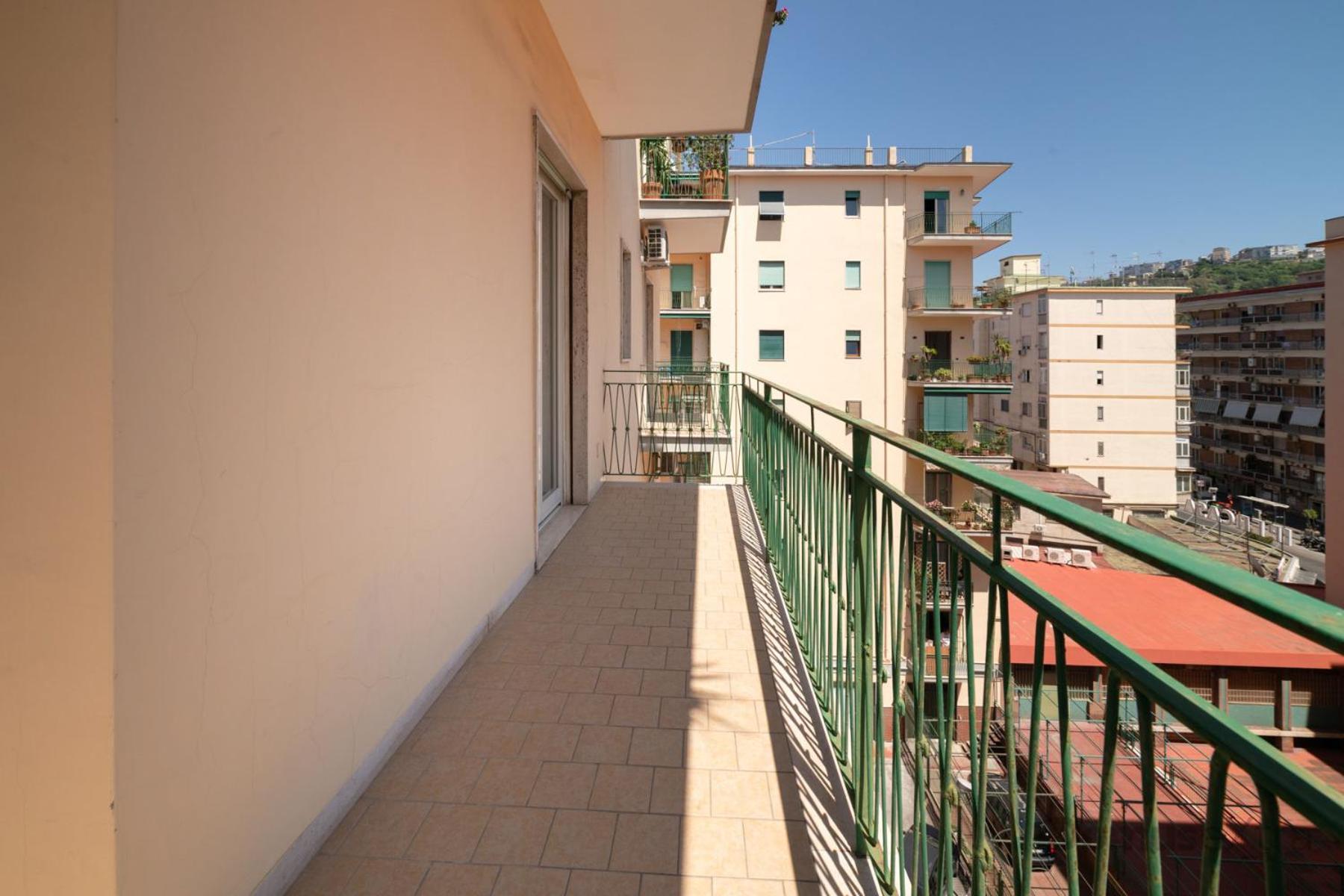 Clara Domus By Domusextra Apartment Napoli Ngoại thất bức ảnh